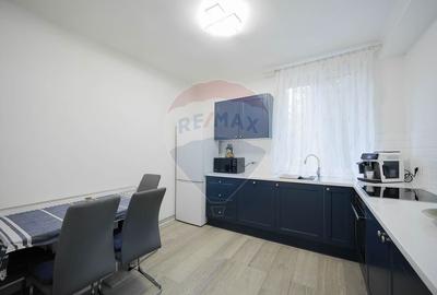 De vanzare apartament cu 2 camere, etaj 1, str. Republicii - 3