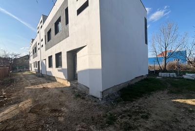 Duplex cu 3 camere cu Canalizare în Industriilor - 10