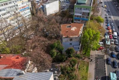 Casă cu 7 camere cu Teren 476 Mp în Unirii - 1