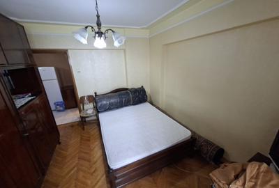 Apartament cu 3 camere decomandat în Gară - 3