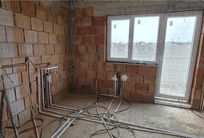 Casă cu 4 camere în Olteni - 10