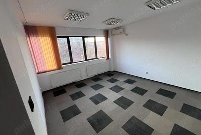 Spațiu comercial, de 65 mp, în Tătărași - 2