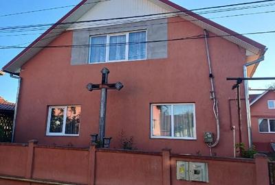 Casă cu 4 camere în Cuzdrioara - 1