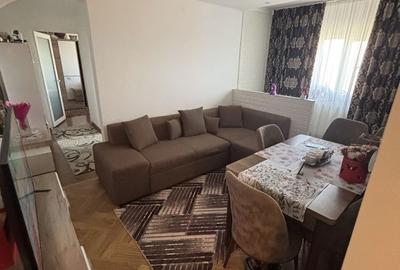 Apartament cu 3 camere decomandat în Exterior Vest - 8