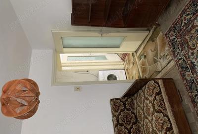 Apartament cu 2 camere semidecomandat, mobilat în Micro I - 3