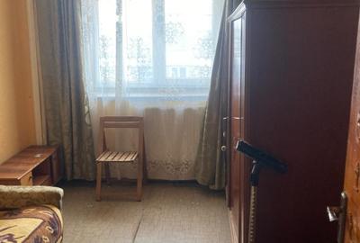 Apartament cu 4 camere decomandat în Rahova - 4