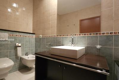 Duplex cu 10 camere cu Canalizare în Central - 26