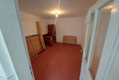 Casă cu 4 camere în Onești - 8