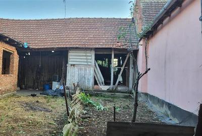 Casă individuală cu 6 camere cu Teren 1129 Mp în Berliște - 5