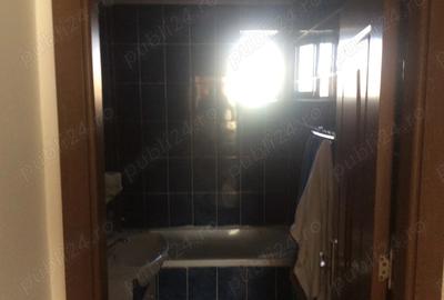 Inchiriez apartament 2 camere - 4