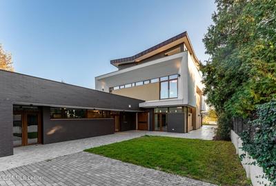 Casa TA de pe malul lacului Mogosoaia - 9