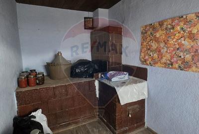 Casă cu 4 camere cu Teren 614 Mp în Ștefănești - 5