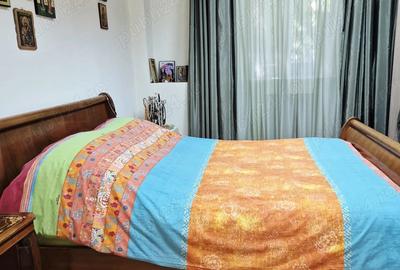 Vand apartament 2 camere decomandate bloc rusesc vatra luminoasa