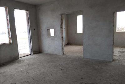 Casă în Bodești - 10