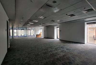 Spatiu de birou amenajat in cladirea Victoria Center - Calea Victoriei - 12