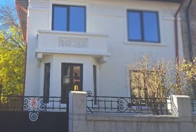 Casă individuală cu 6 camere cu Canalizare în Capitale - 1