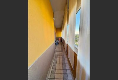 Decomandat 3 camere, 59 mp + terasă 36 mp - 68.000 EUR negociabil! Decomandat 3 camere, 59 mp + terasă 36 mp - 68.000 EUR negociabil! - 7