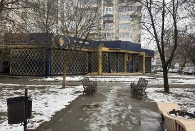 Spațiu comercial, de 296 mp, în Calea București - 1