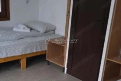 Casă cu 4 camere cu Teren 20 Mp în Tractorul