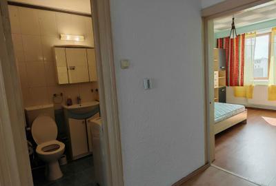 Apartament cu 4 camere decomandat în Central - 3