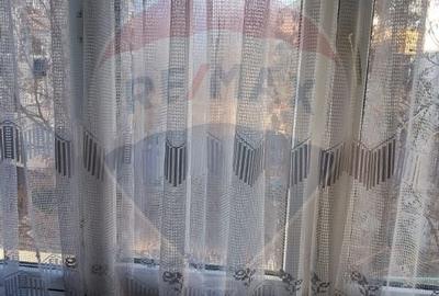 Apartament cu 3 camere de vânzare în zona Obcini - 10