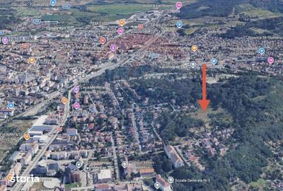 Teren de 15320 mp, în Central - 10