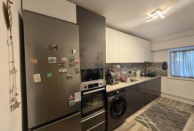 Apartament cu 4 camere decomandat în Central - 4
