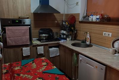 Apartament cu 4 camere semidecomandat în Prelungirea Ghencea - 9