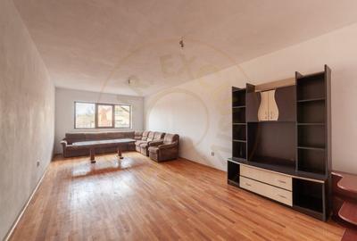 Casă individuală cu 12 camere cu Teren 4563 Mp în Bughea de Sus - 2