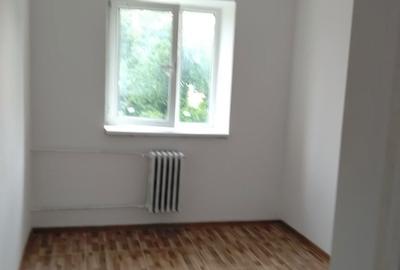 Garsonieră decomandată în Central - 1