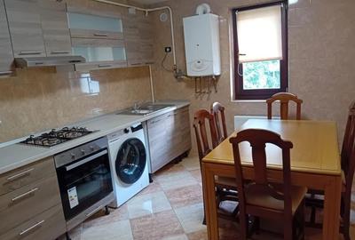 Apartament cu 3 camere decomandat în Central - 4