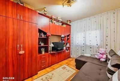 Apartament cu 3 camere decomandat în Aurel Vlaicu - 3