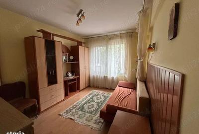 De vanzare Apartament 4 camere LUJERULUI - 4