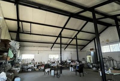 Spațiu comercial, de 672 mp, în Poiana - 3