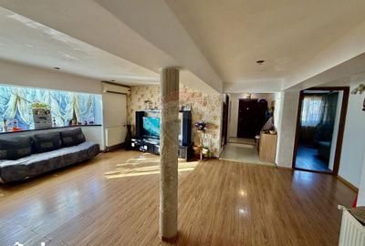 Casă cu 4 camere cu Teren 1076 Mp în Central - 19