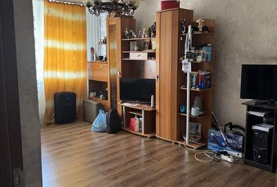 Apartament cu 2 camere decomandat în Craiovița Nouă - 8
