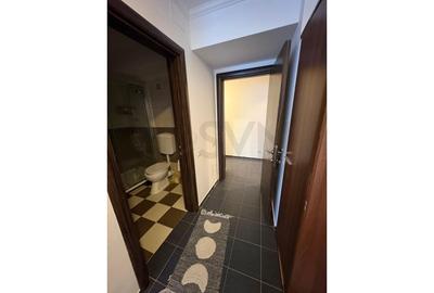 Apartament cu 3 camere decomandat, mobilat în Central - 9