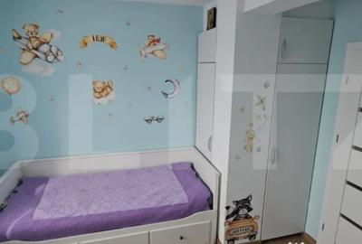 Apartament cu 3 camere semidecomandat în Baciu