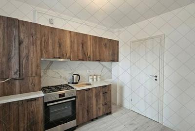 Apartament cu 2 camere decomandat în Tractorul - 7