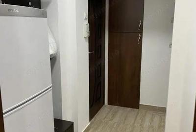 Garsoniera, cf 1 dec, Et 4/4, zona 9 Mai- Pia?a Garsoniera, cf 1 dec, Et 4/4, zona 9 Mai- Pia?a - 5