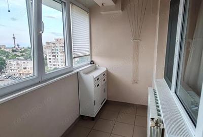 Apartament cu 4 camere decomandat în Micro 20 - 4