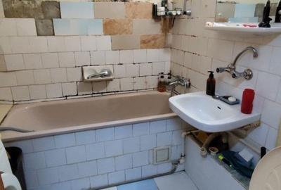 Apartament cu 3 camere decomandat în Rahova - 6