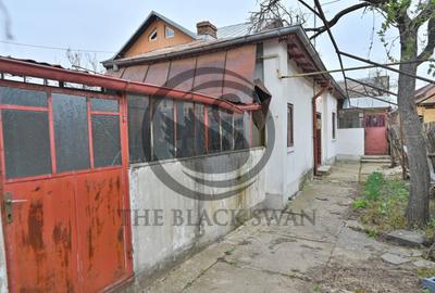 Casă individuală cu 3 camere cu Canalizare în Central - 9