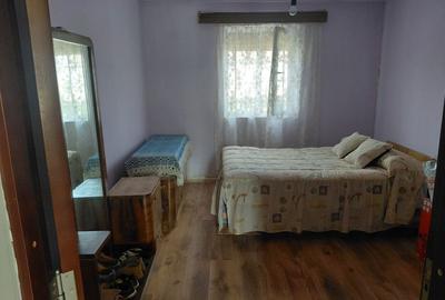 Casă cu 4 camere în Sânmartin