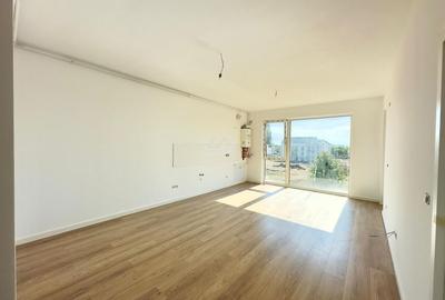 Etaj 1. Lift. Balcon mare. Loc de parcare. - 2