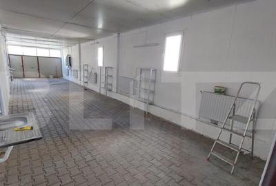 Spatiu comercial de inchiriat, 75 mp, zona Cetate - 2