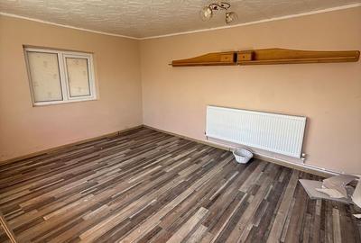 Casă cu 4 camere în Central - 5