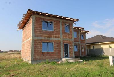 1/2 duplex, la cheie, P+1-Mosnita Veche. - 19