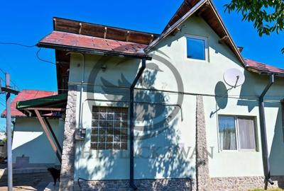 Casă cu 7 camere cu Teren 432 Mp în Central - 18