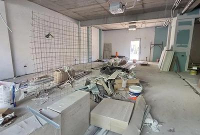 Spațiu comercial, de 160 mp, în Central